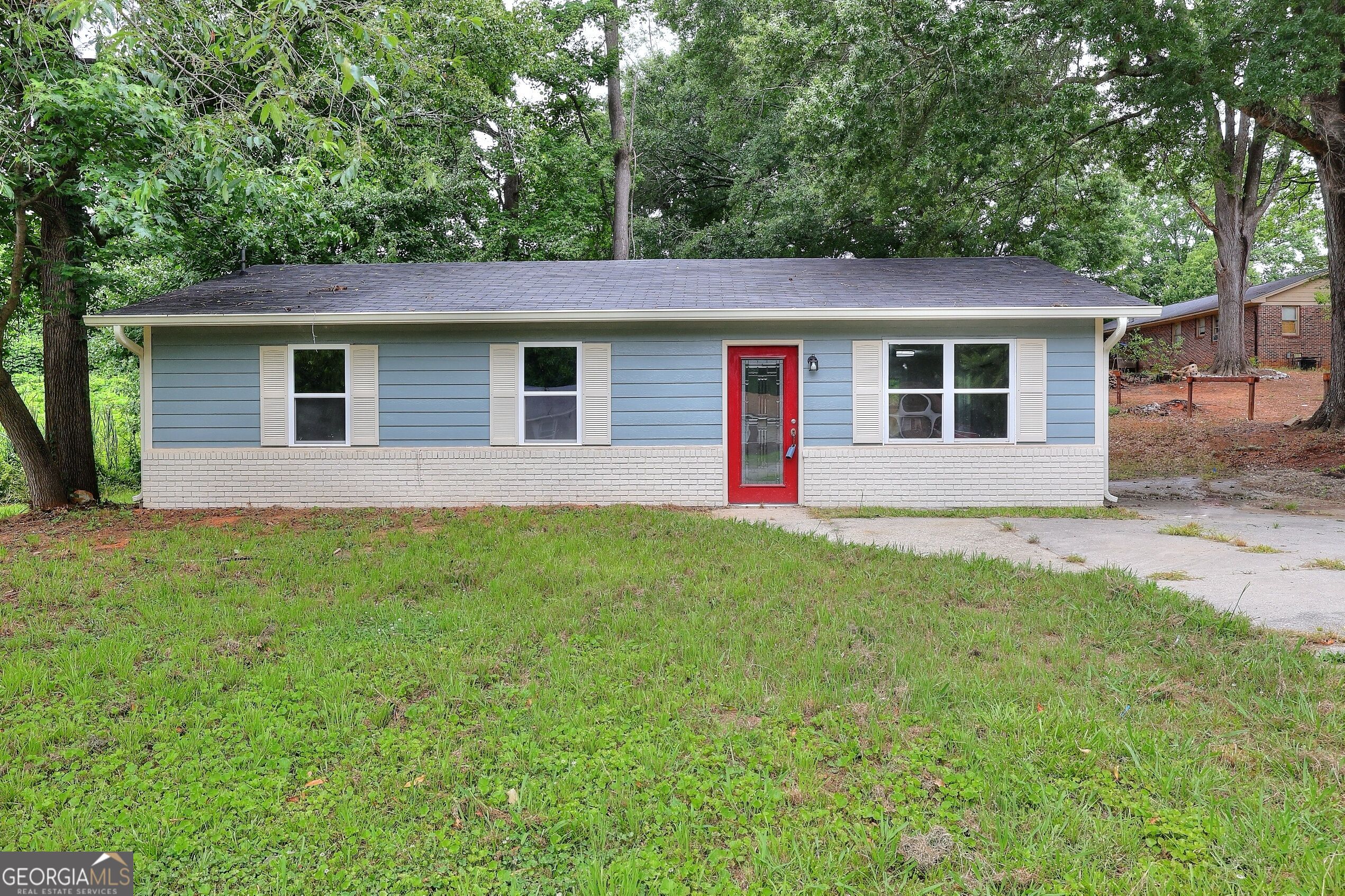21 Duke Circle Property Photo 1
