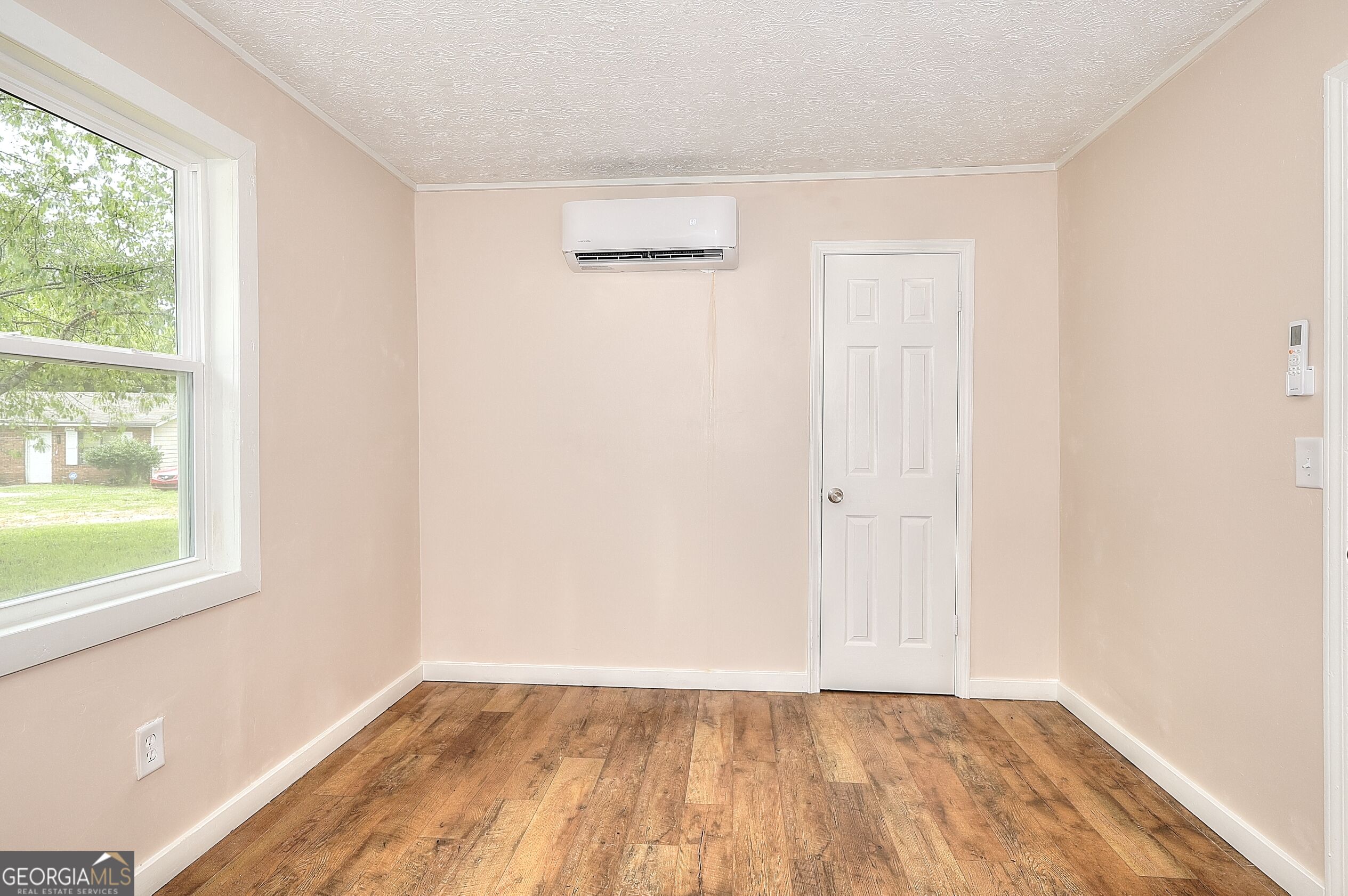 21 Duke Circle Property Photo 8
