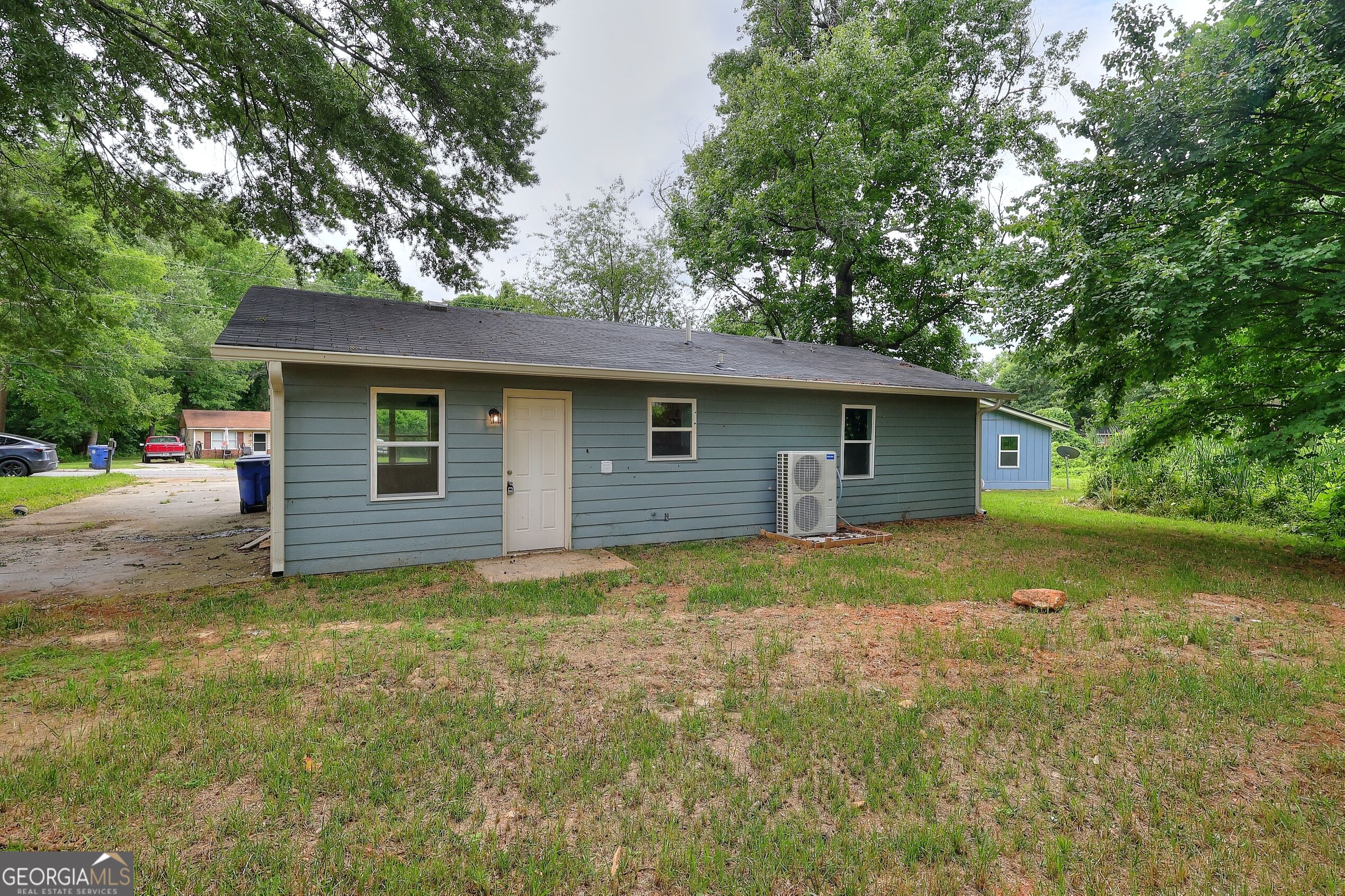 21 Duke Circle Property Photo 17