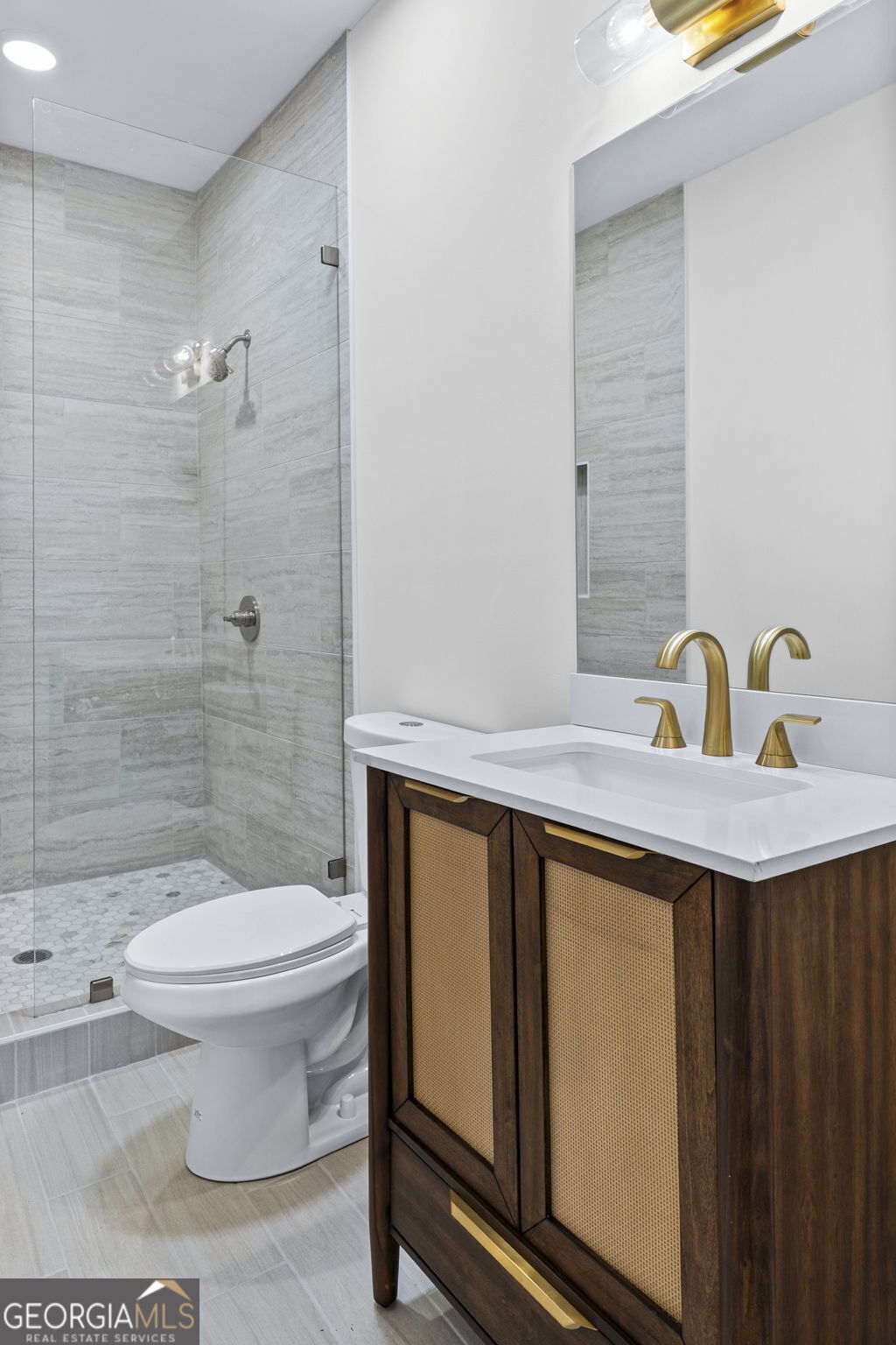 14 Salbide Avenue Property Photo 22