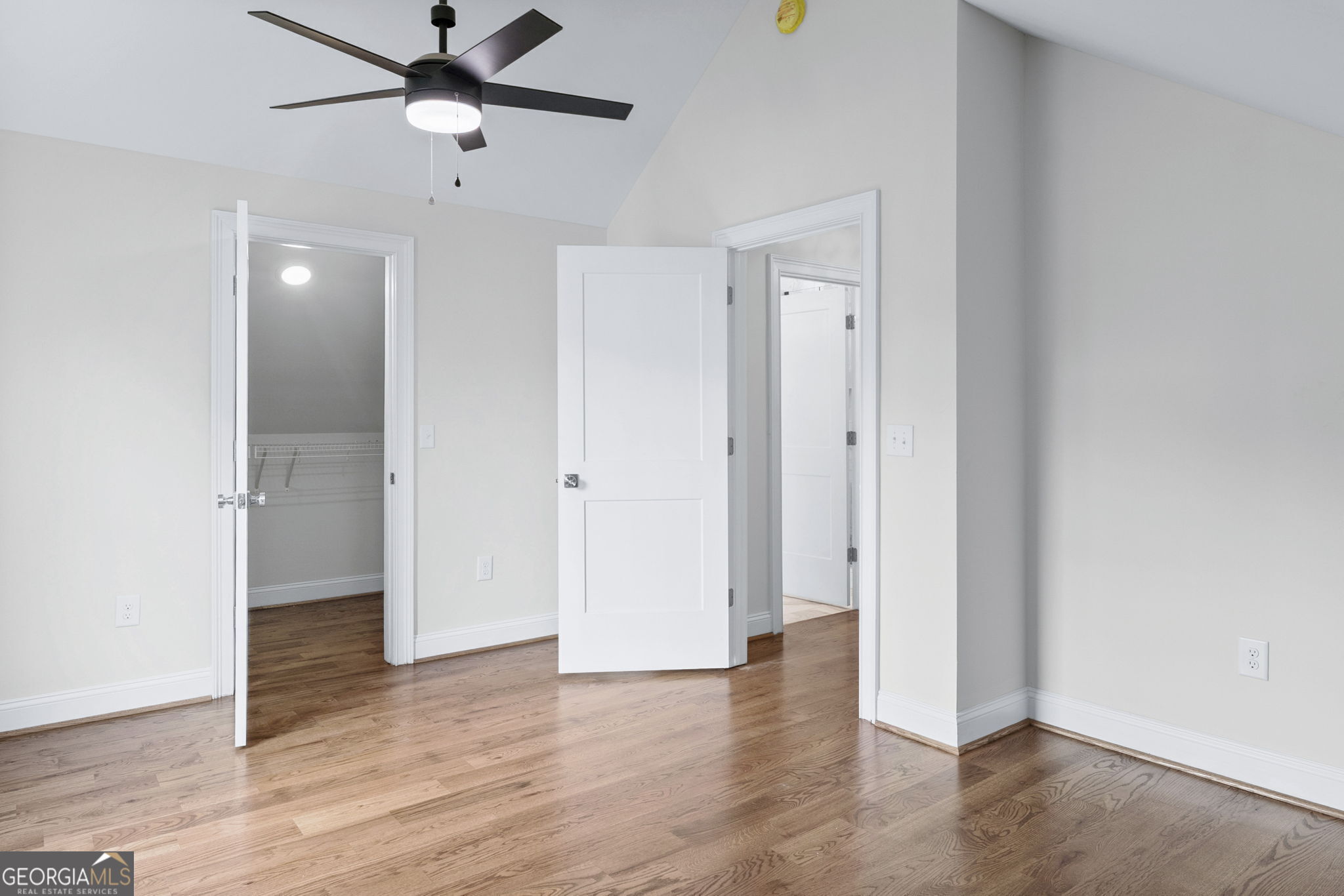 14 Salbide Avenue Property Photo 35