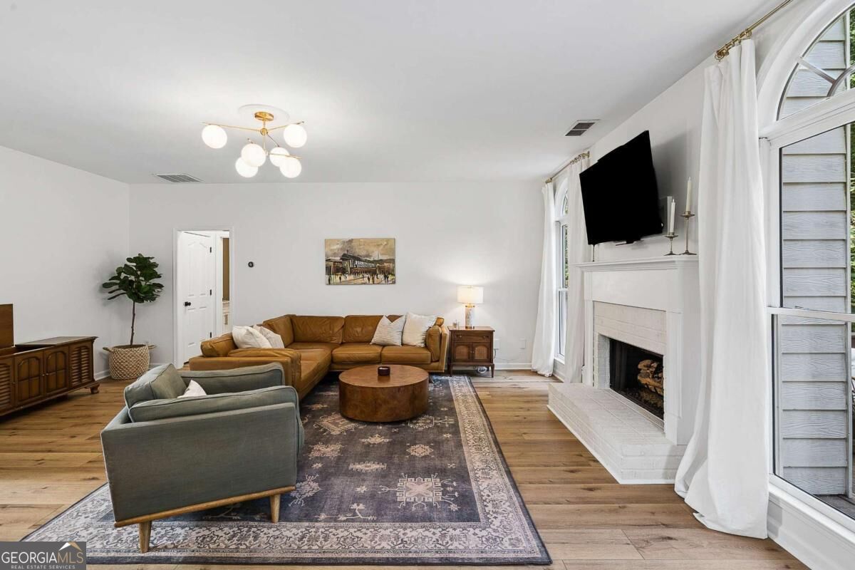 5125 Hampton Bluff Court Property Photo 14