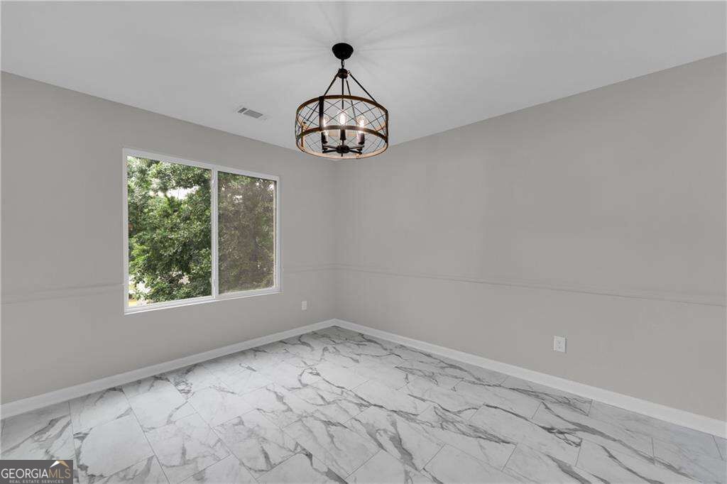 5271 Bridgewater Trace Property Photo 11