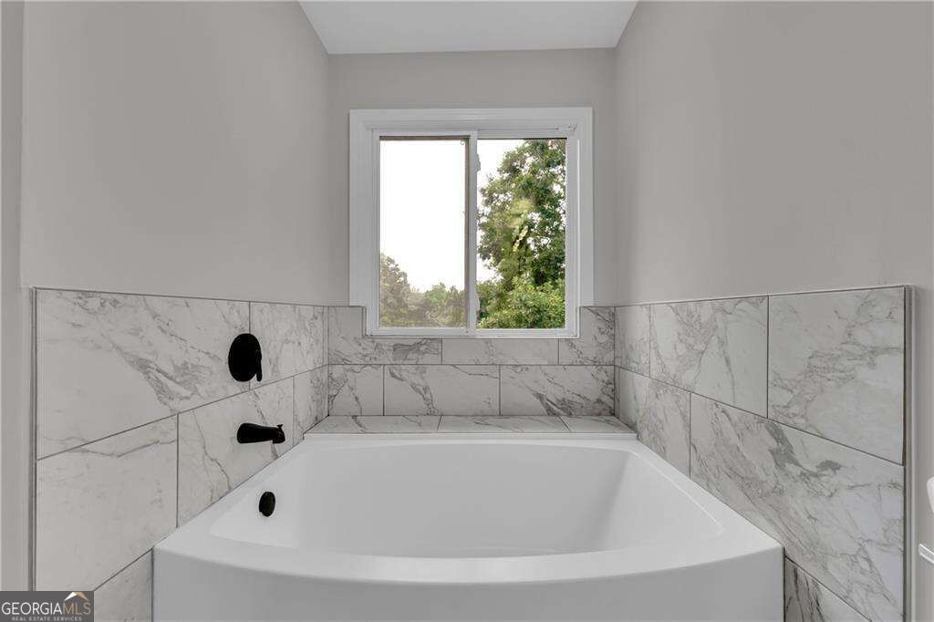 5271 Bridgewater Trace Property Photo 26