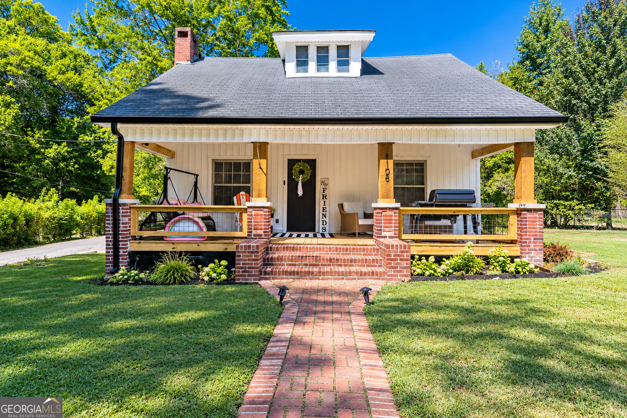 1108 S Chattanooga Street Property Photo 1
