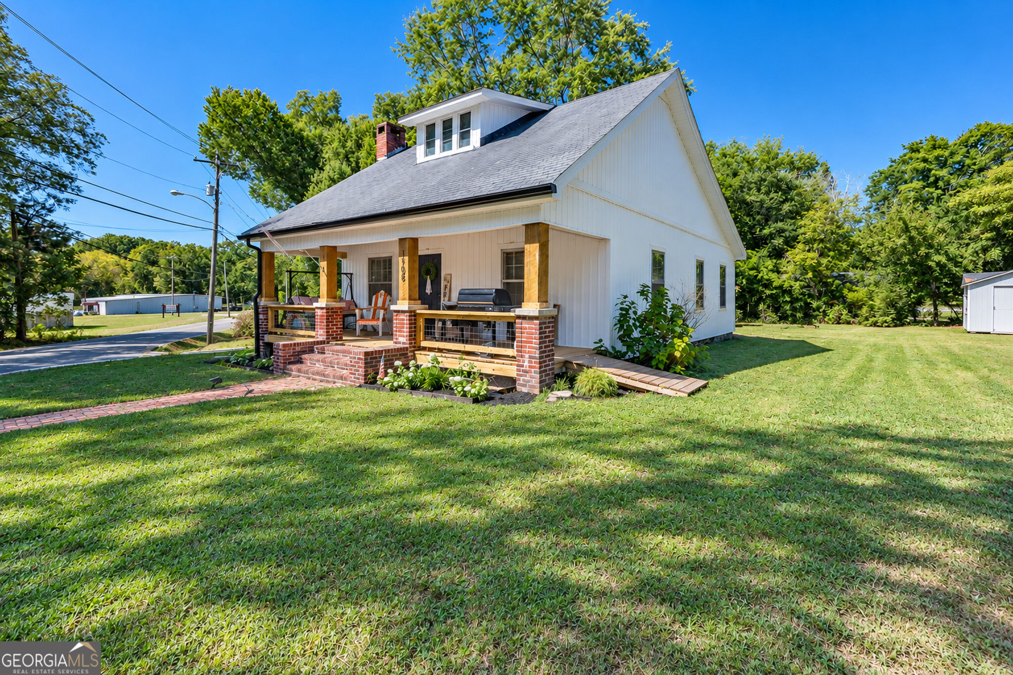 1108 S Chattanooga Street Property Photo 4