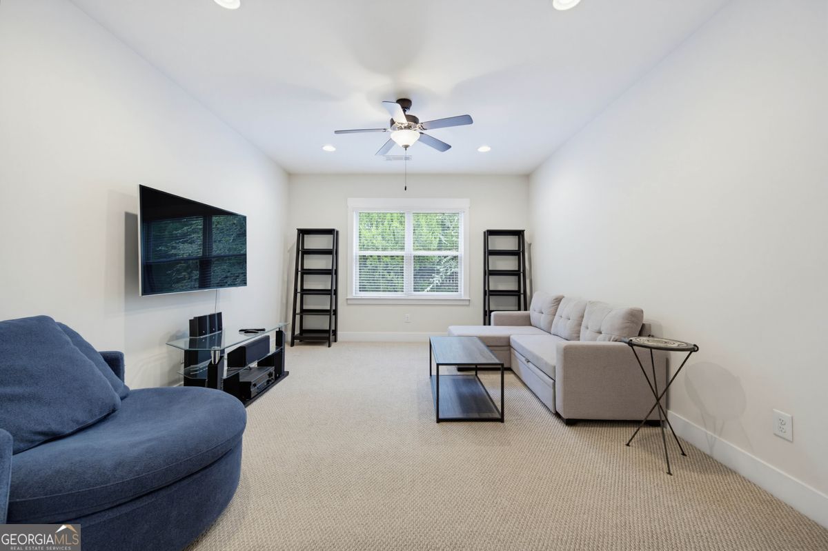 12269 Ferncreek Drive Property Photo 34