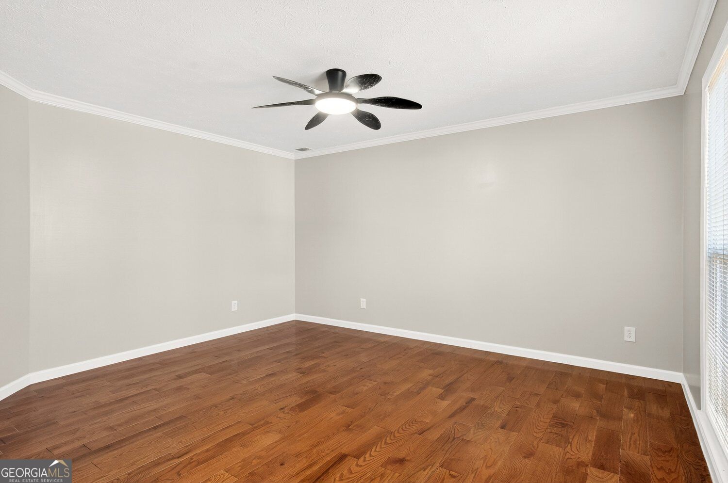 1837 Coventry Way Property Photo 7