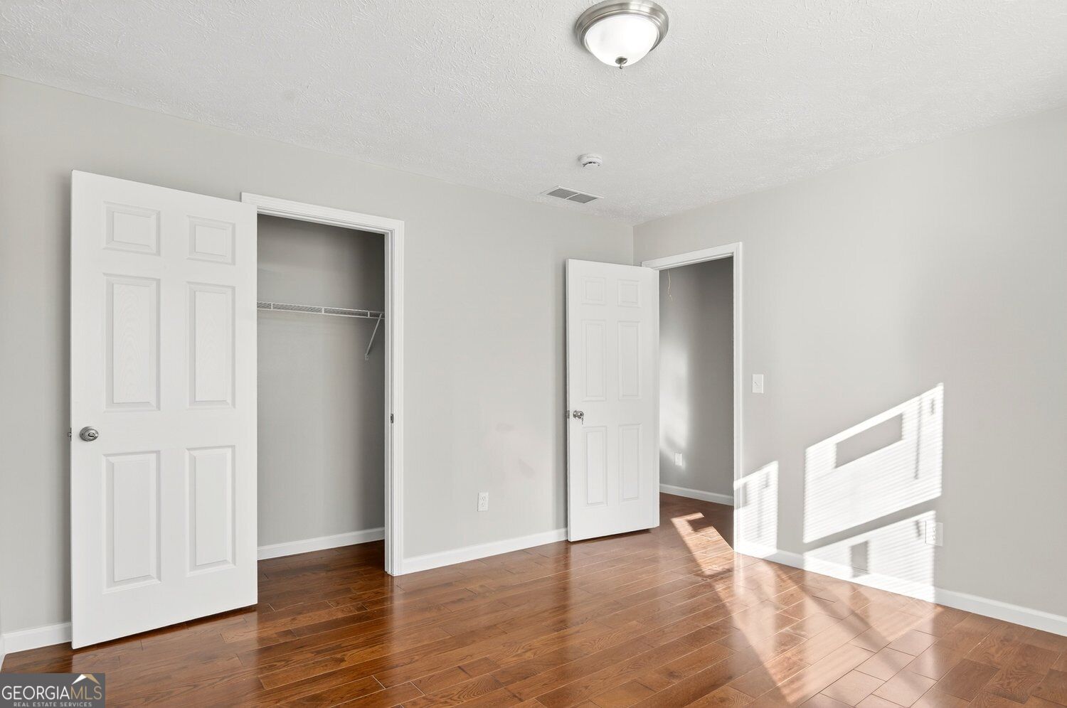 1837 Coventry Way Property Photo 32
