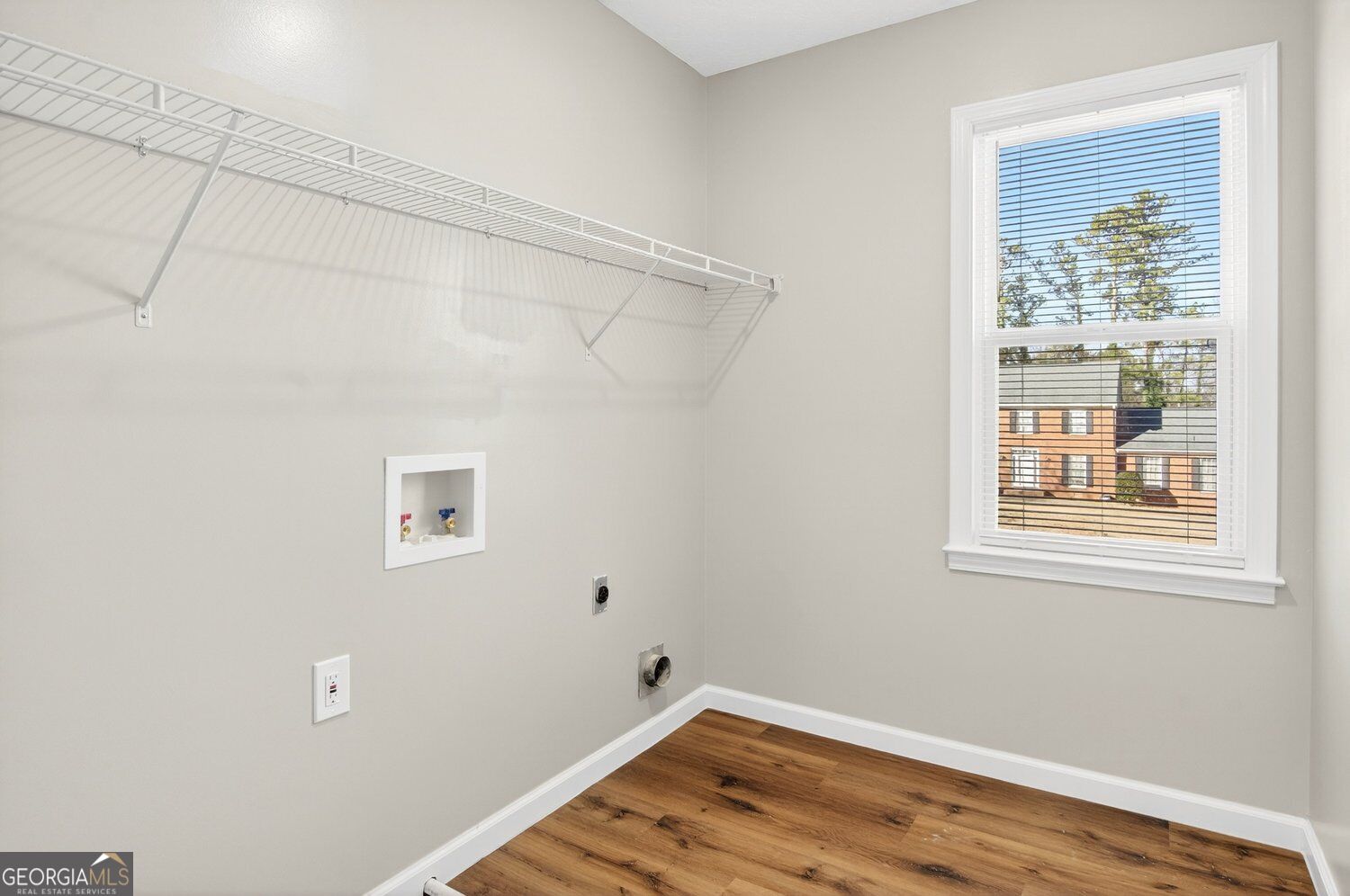 1837 Coventry Way Property Photo 36