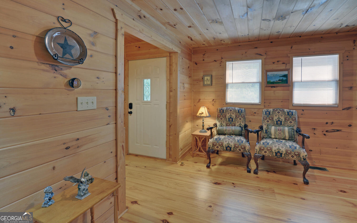 1055 Wolfpen Trail Property Photo 5
