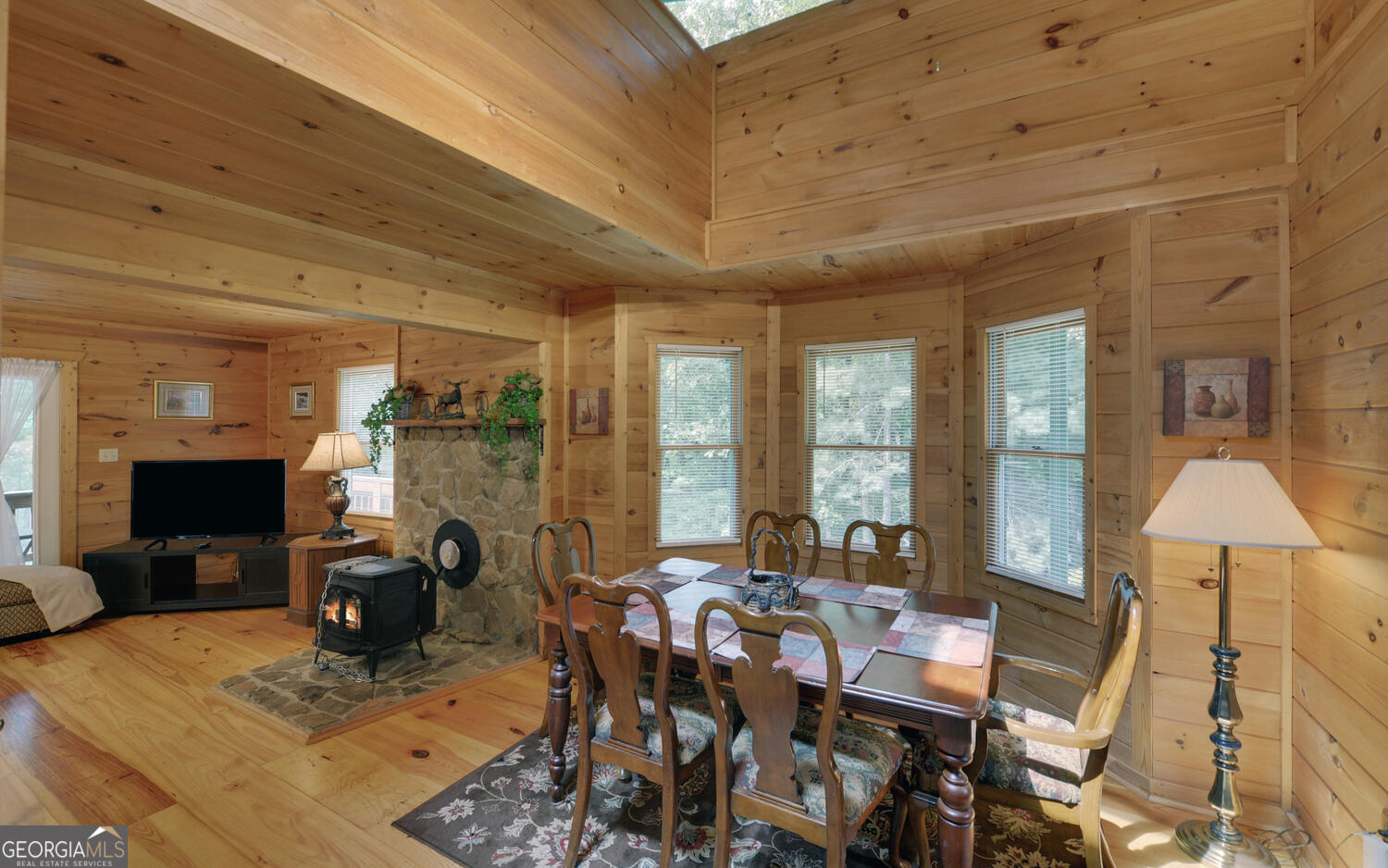 1055 Wolfpen Trail Property Photo 9