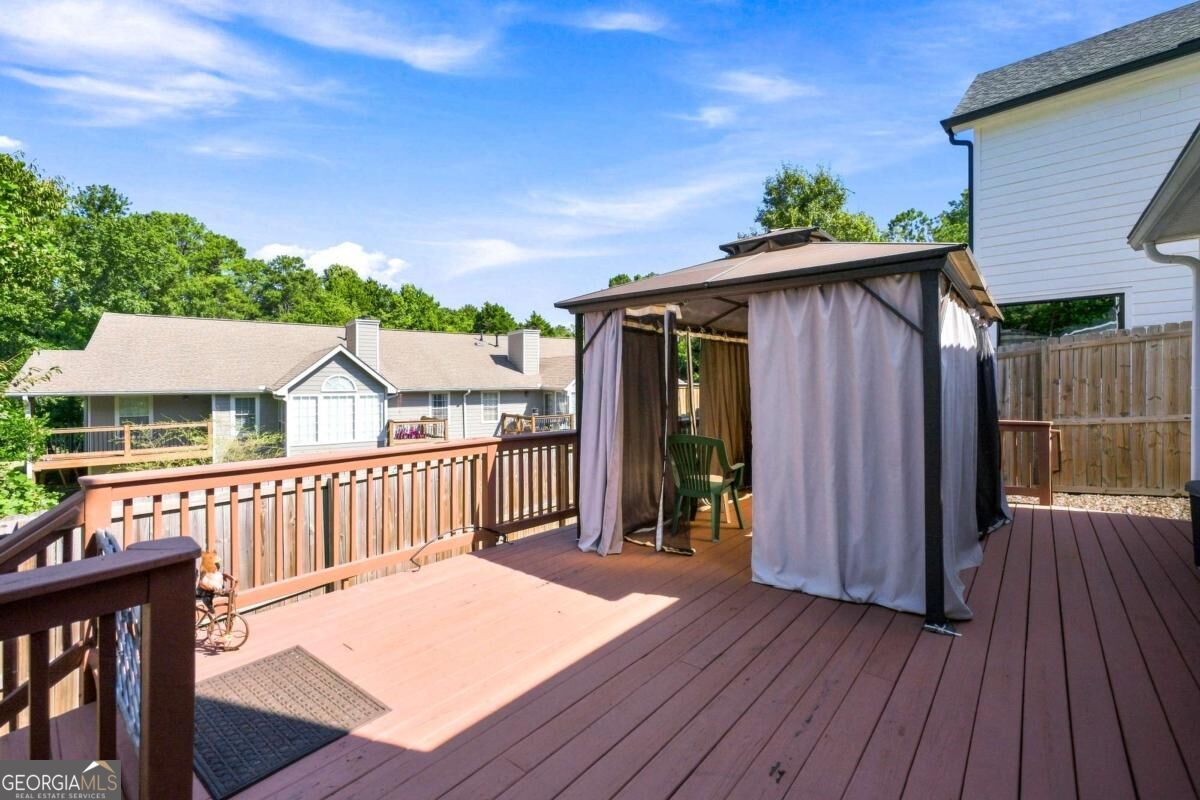 4085 Berkeley Park Drive Property Photo 13
