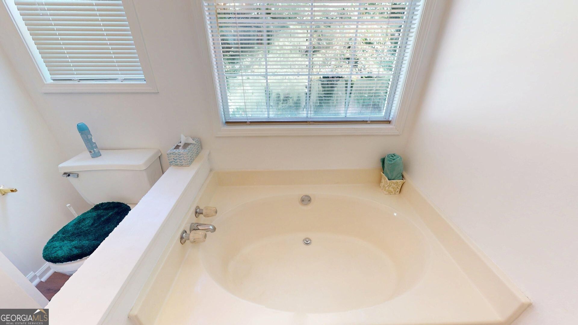 2400 Brooks Court Sw Property Photo 28