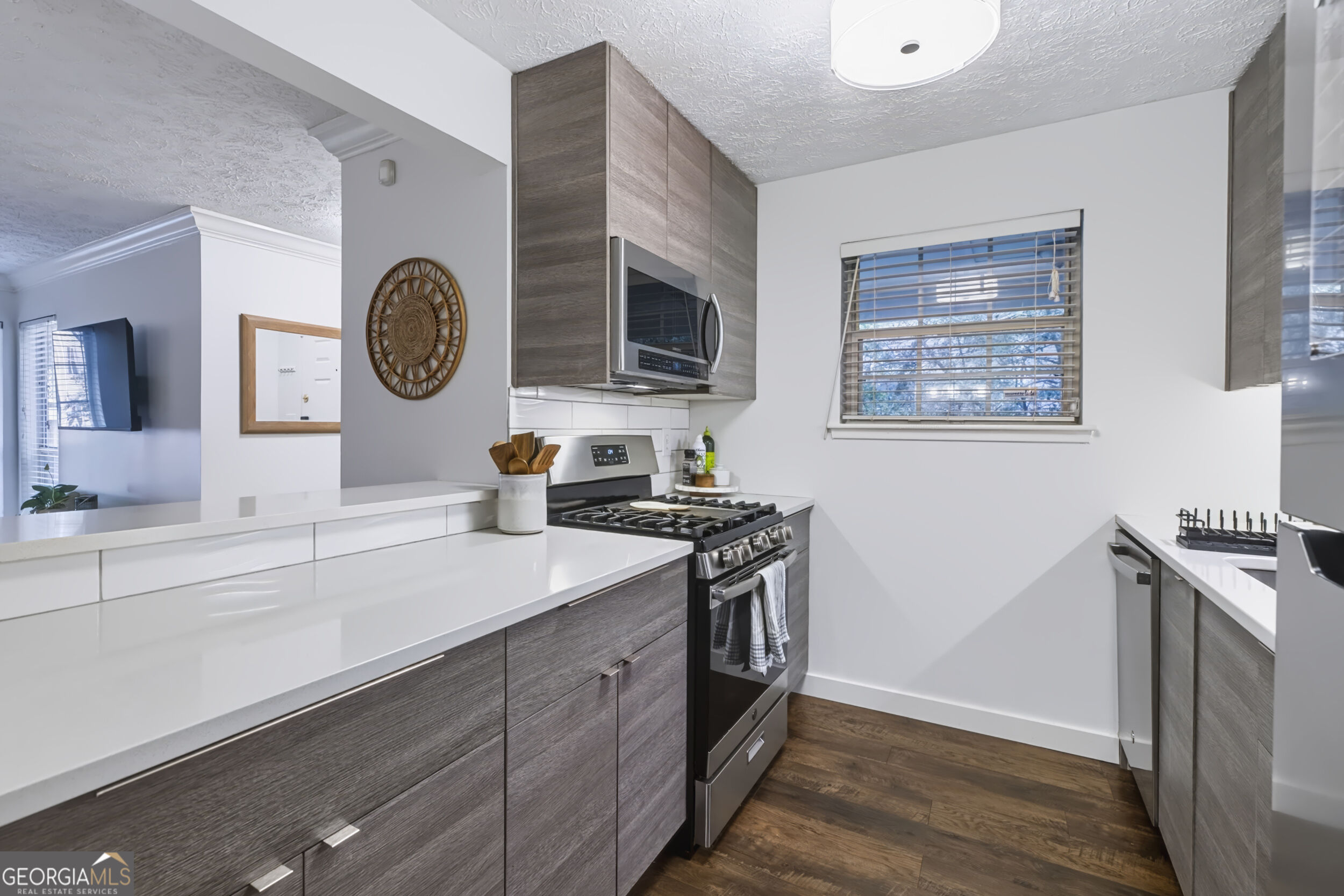 6804 Glenridge Drive # D Property Photo 17