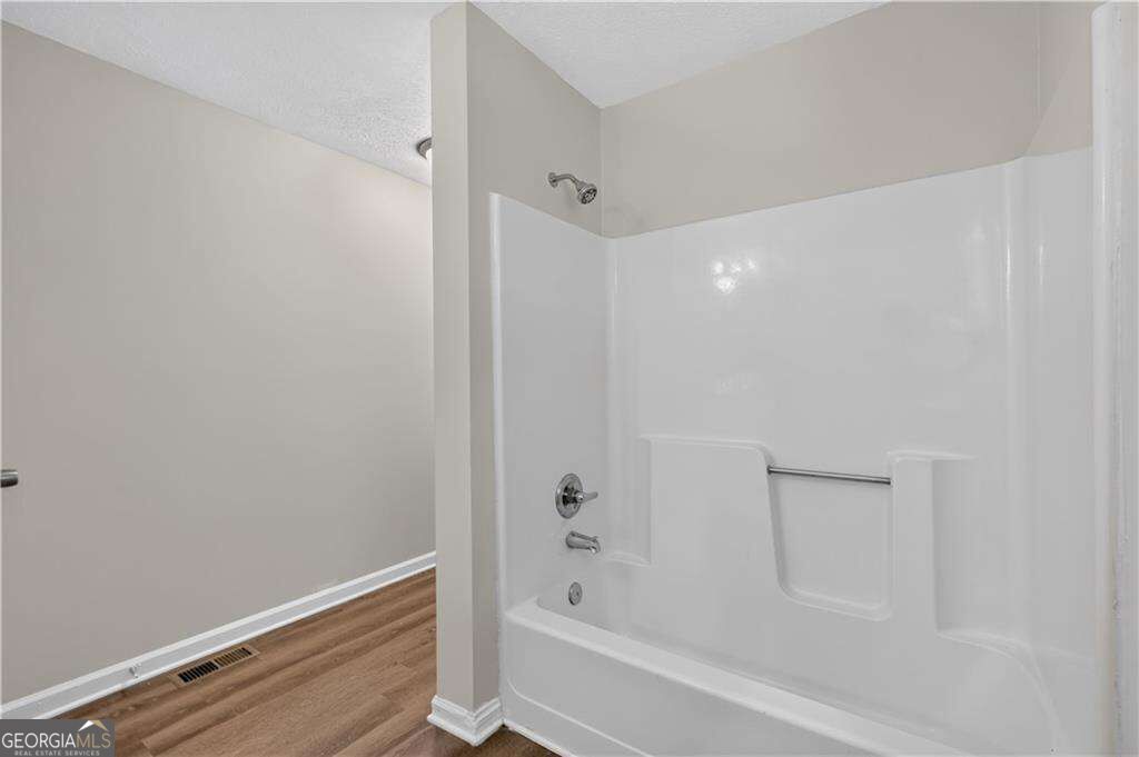 2518 Ridgecrest Drive Property Photo 14