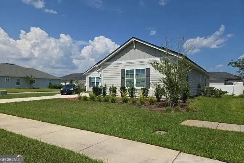 1729 Sandy Creek Parkway Property Photo 2