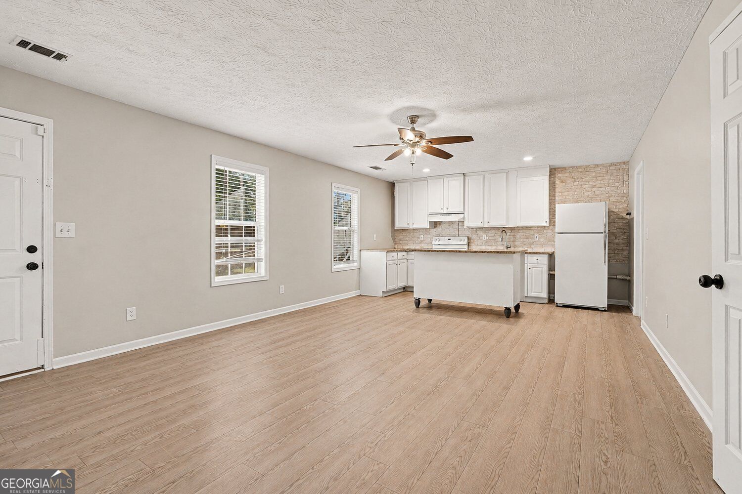524 Martin Forest Lane Se Property Photo 31