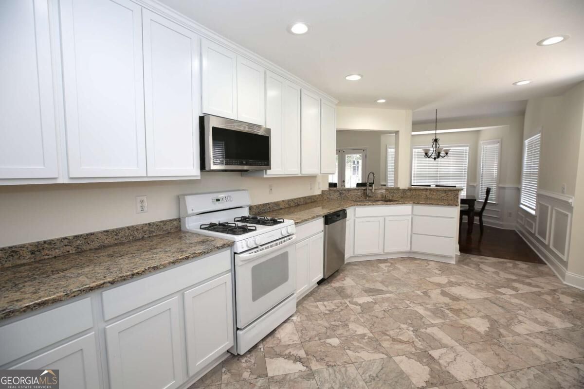 3458 English Oaks Drive Nw Property Photo 7