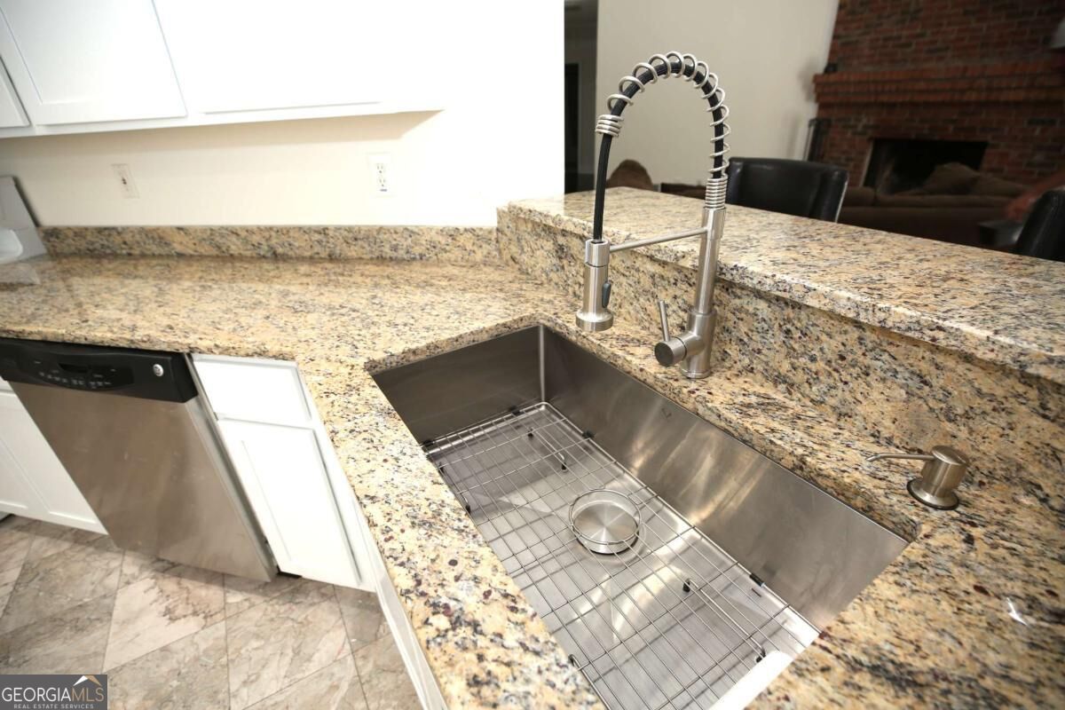 3458 English Oaks Drive Nw Property Photo 13