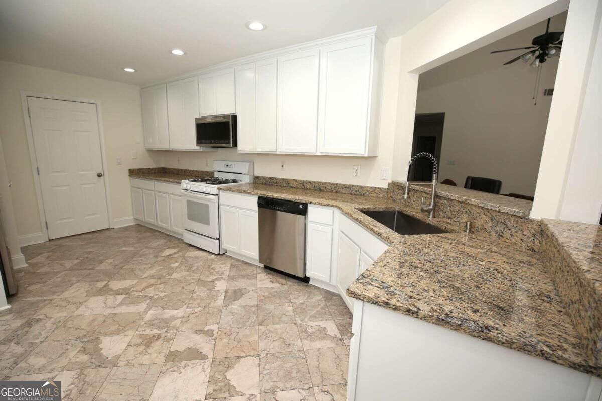 3458 English Oaks Drive Nw Property Photo 14