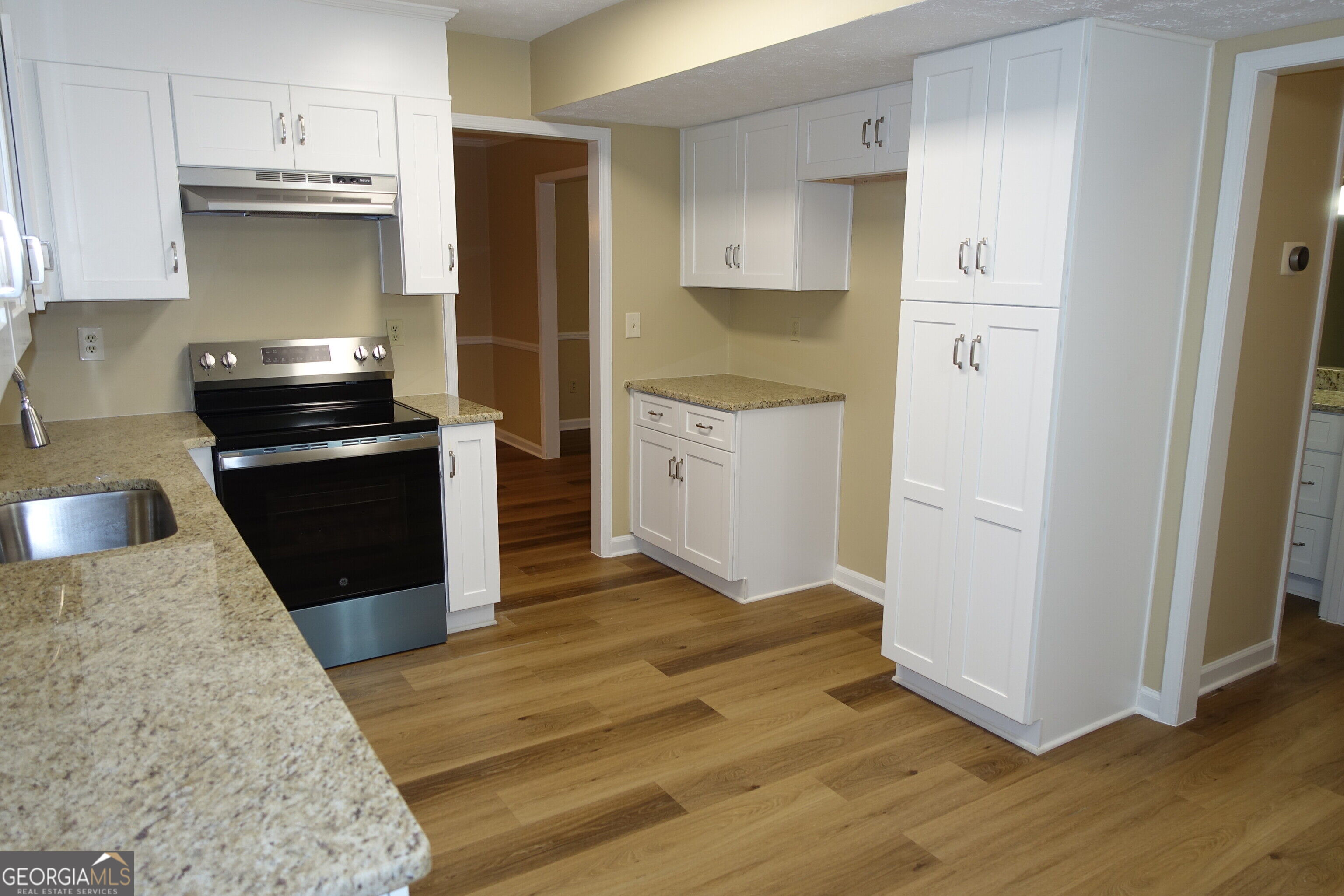 103 Cherry Hollow Property Photo 5