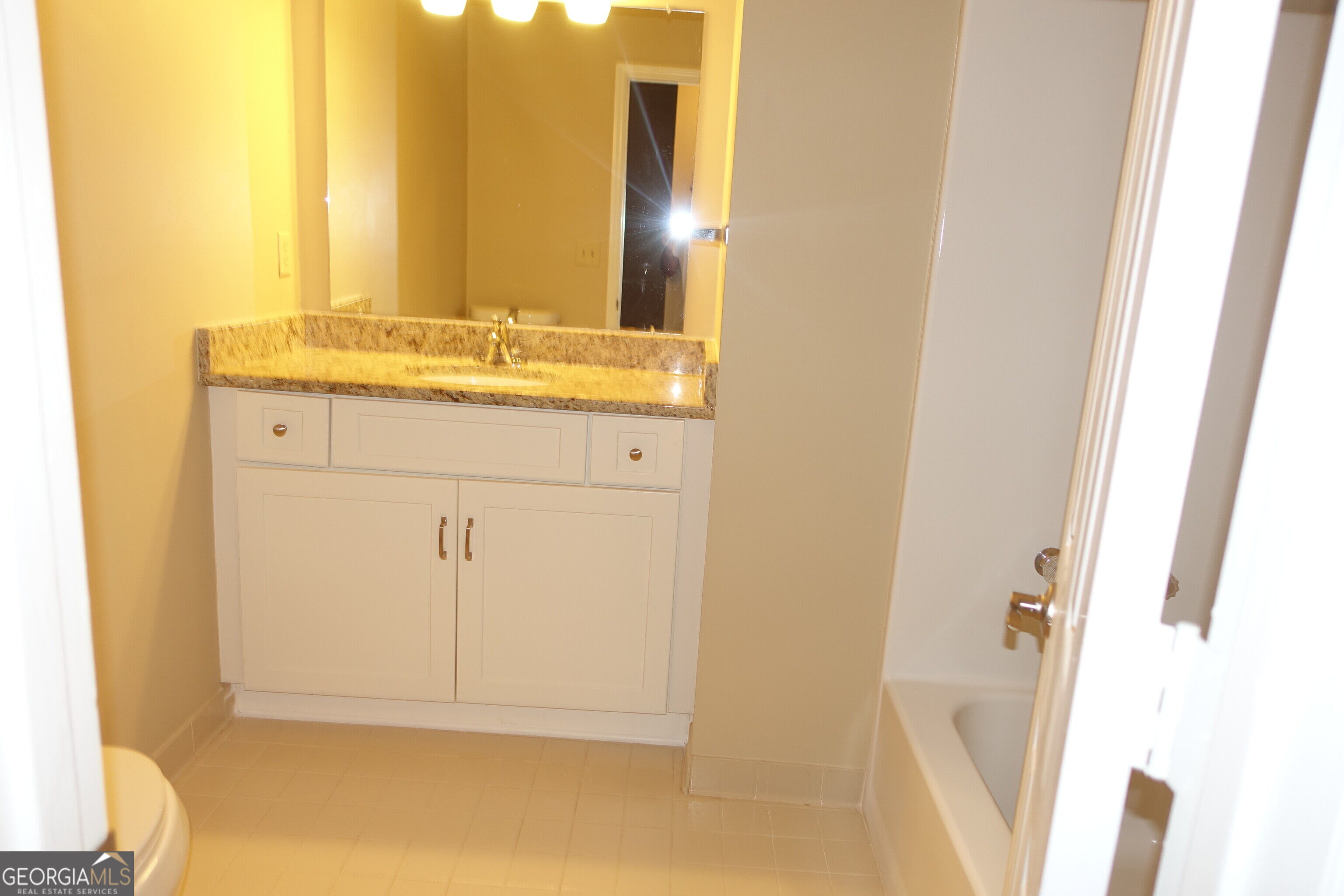 103 Cherry Hollow Property Photo 12