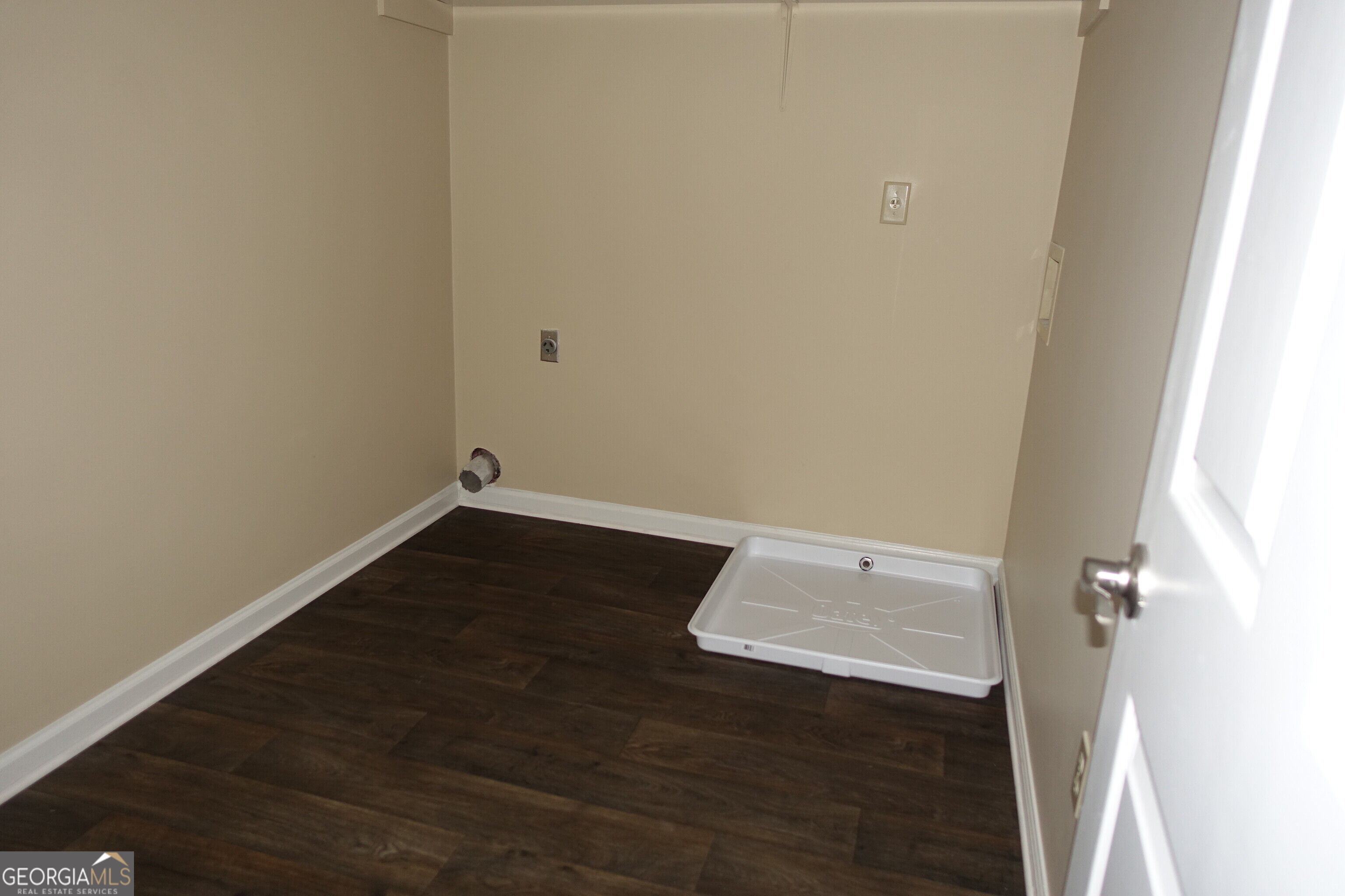 103 Cherry Hollow Property Photo 13