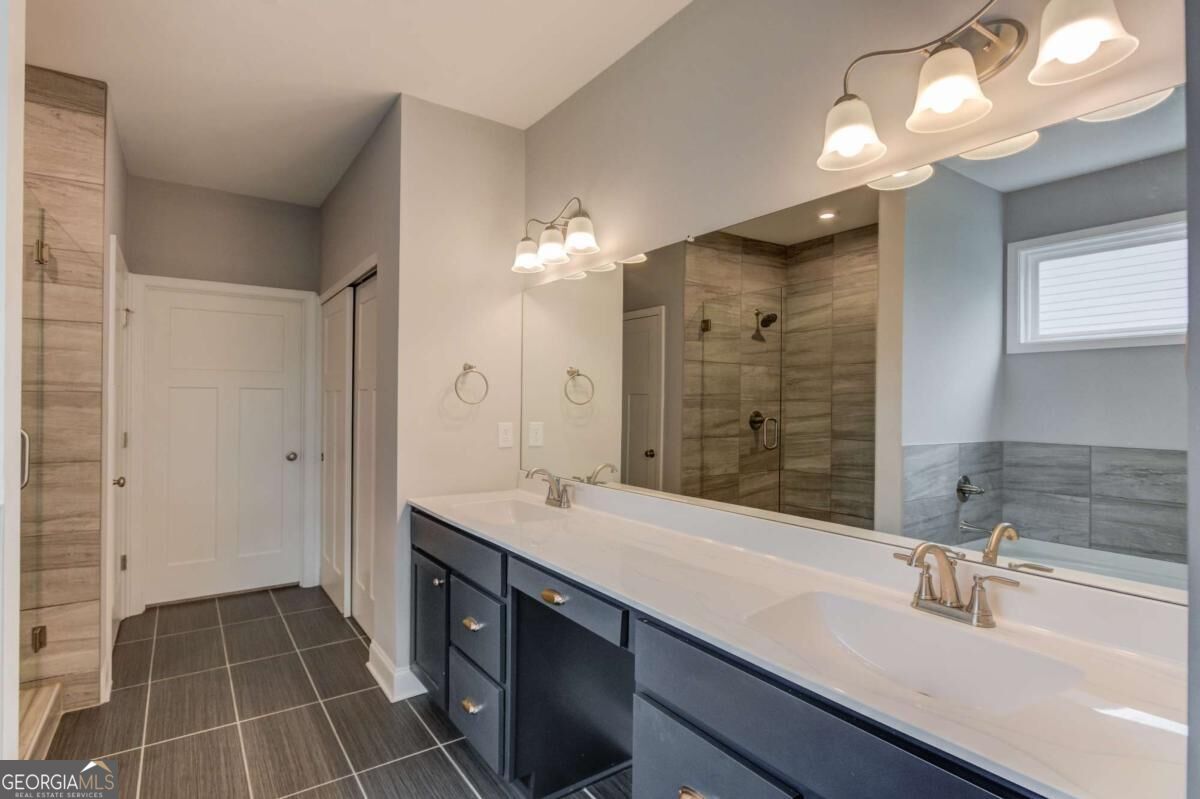 464 Michigan Circle Property Photo 25