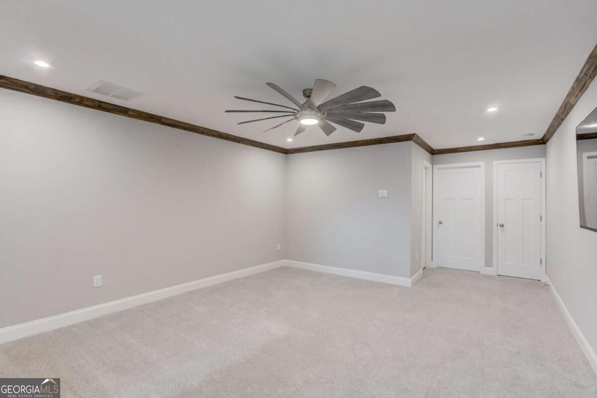 464 Michigan Circle Property Photo 33