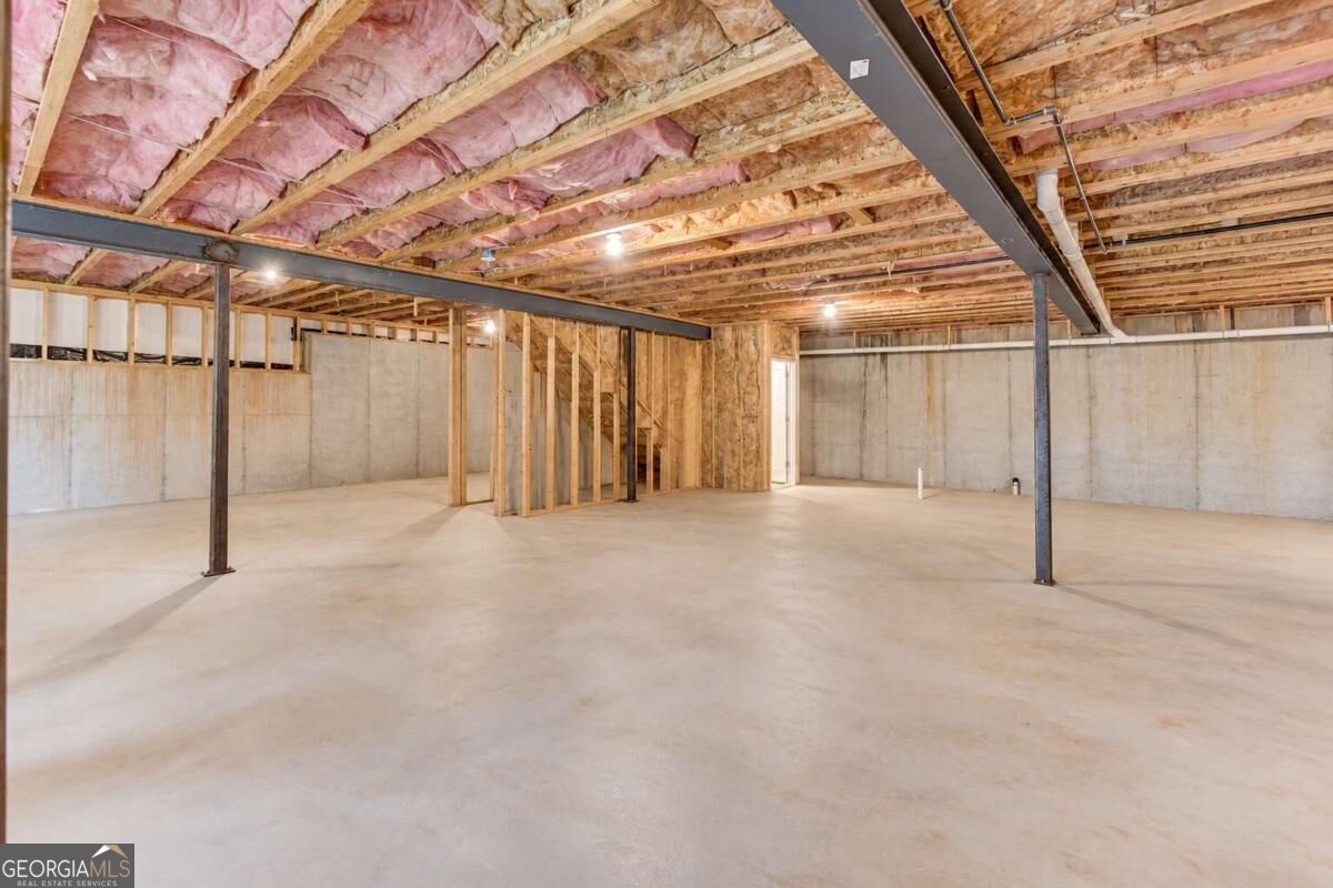 464 Michigan Circle Property Photo 40