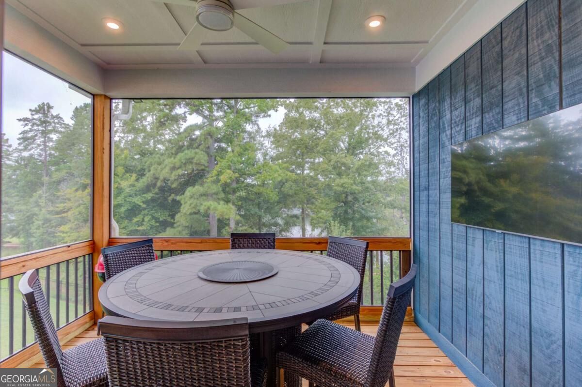 464 Michigan Circle Property Photo 41