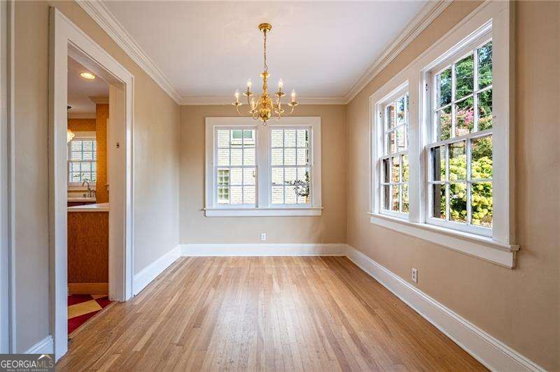1119 University Drive Ne Property Photo 14