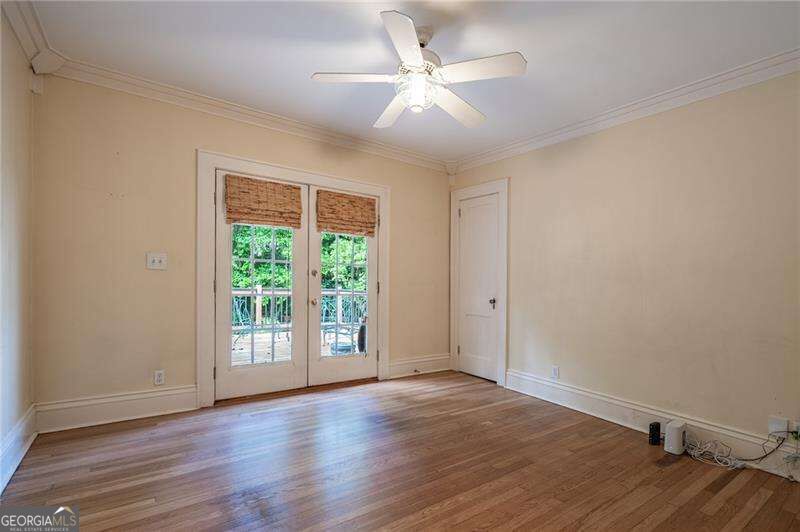 1119 University Drive Ne Property Photo 17