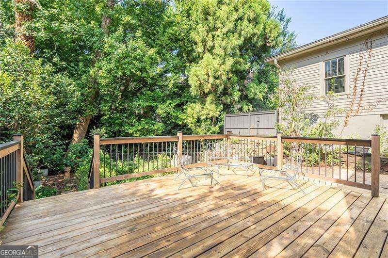 1119 University Drive Ne Property Photo 33