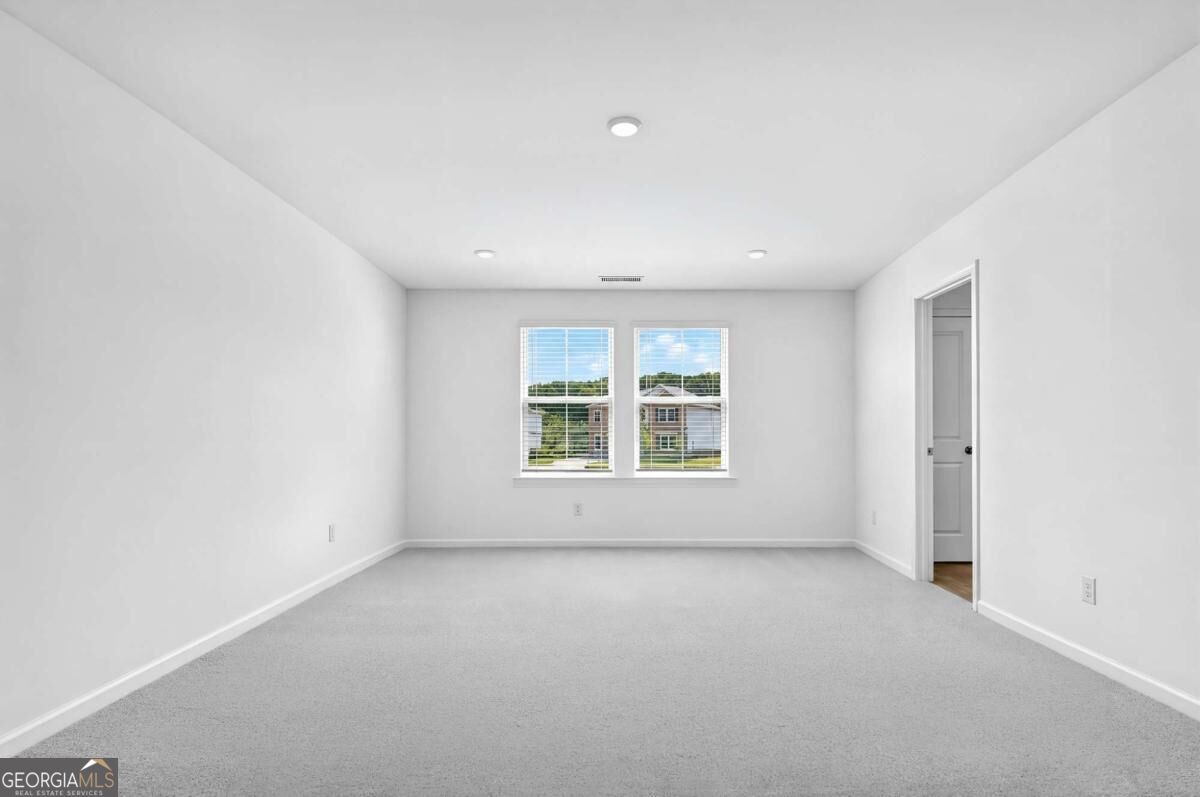 1939 Enota Drive Property Photo 15