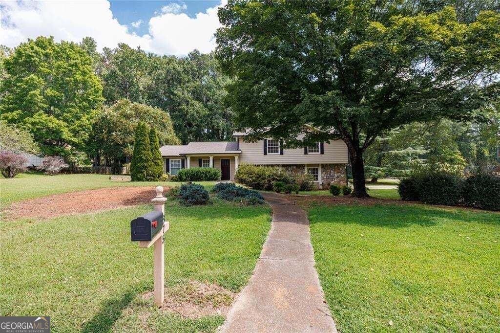 875 Windsor Trail Property Photo 1