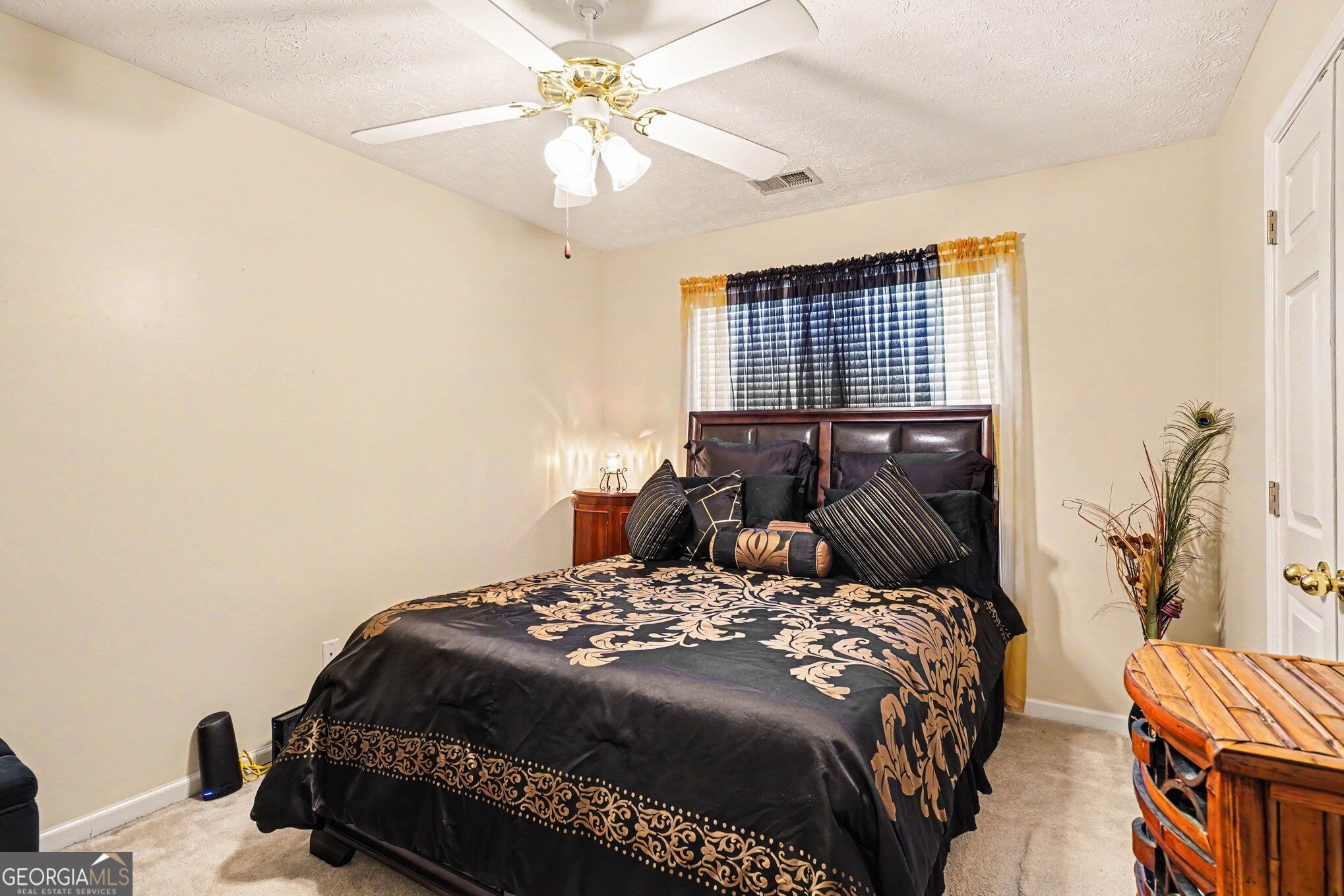 973 Arbor Way Property Photo 4