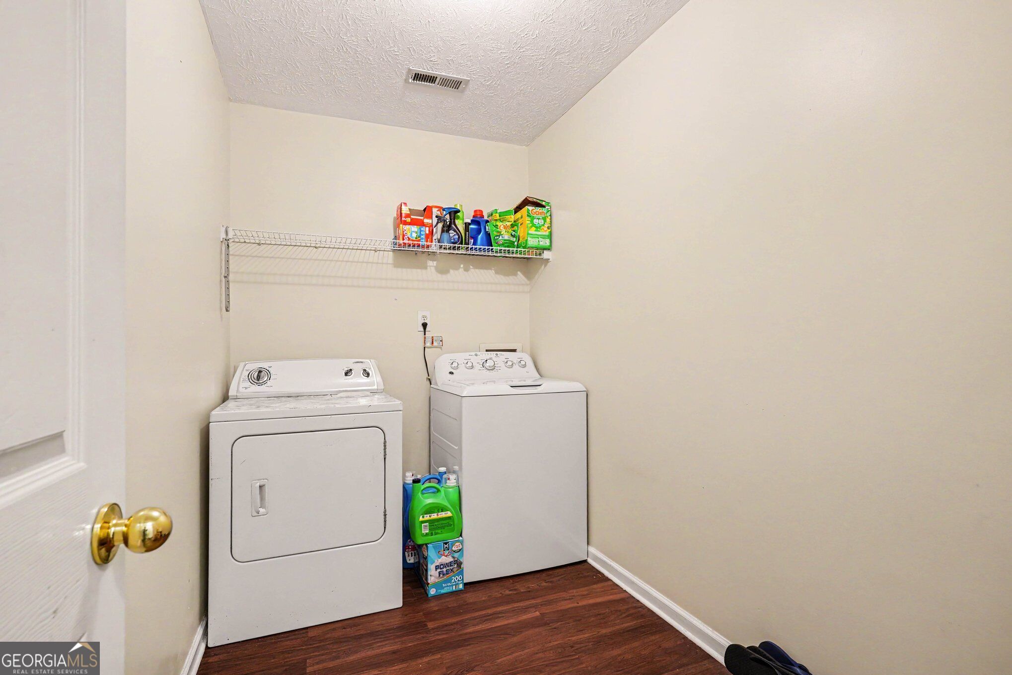 973 Arbor Way Property Photo 34