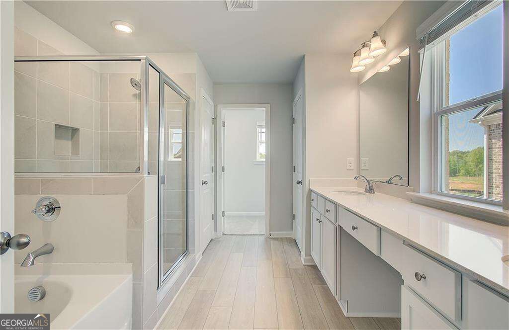 640 Leafy Branch Way Property Photo 23