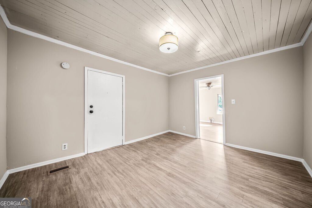 271 South Avenue Property Photo 35