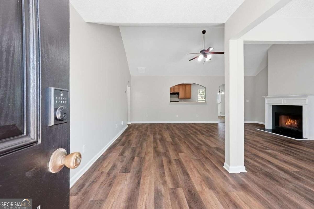 465 Camella Circle Property Photo 4