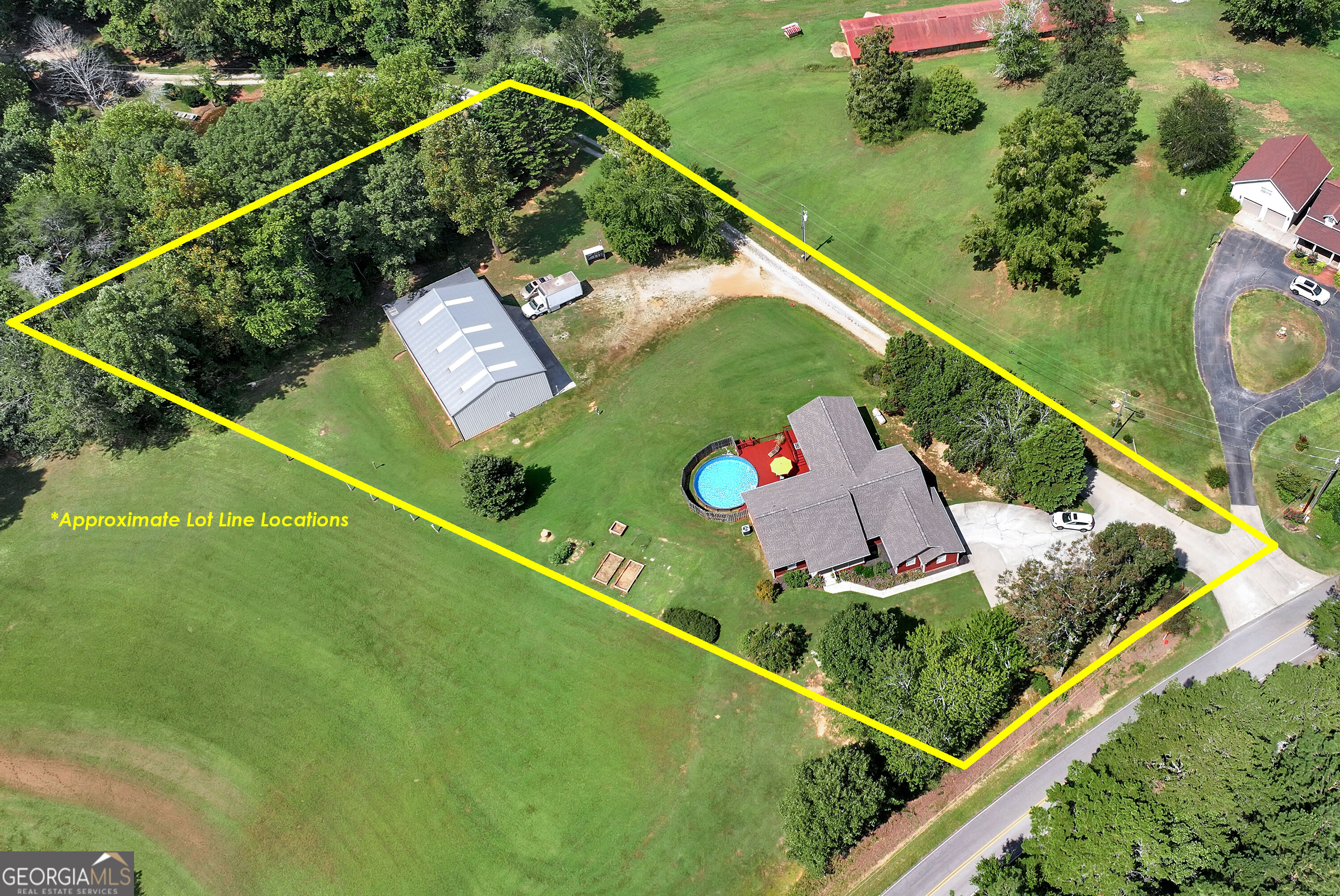 739 Rockford Creek Road Property Photo 2