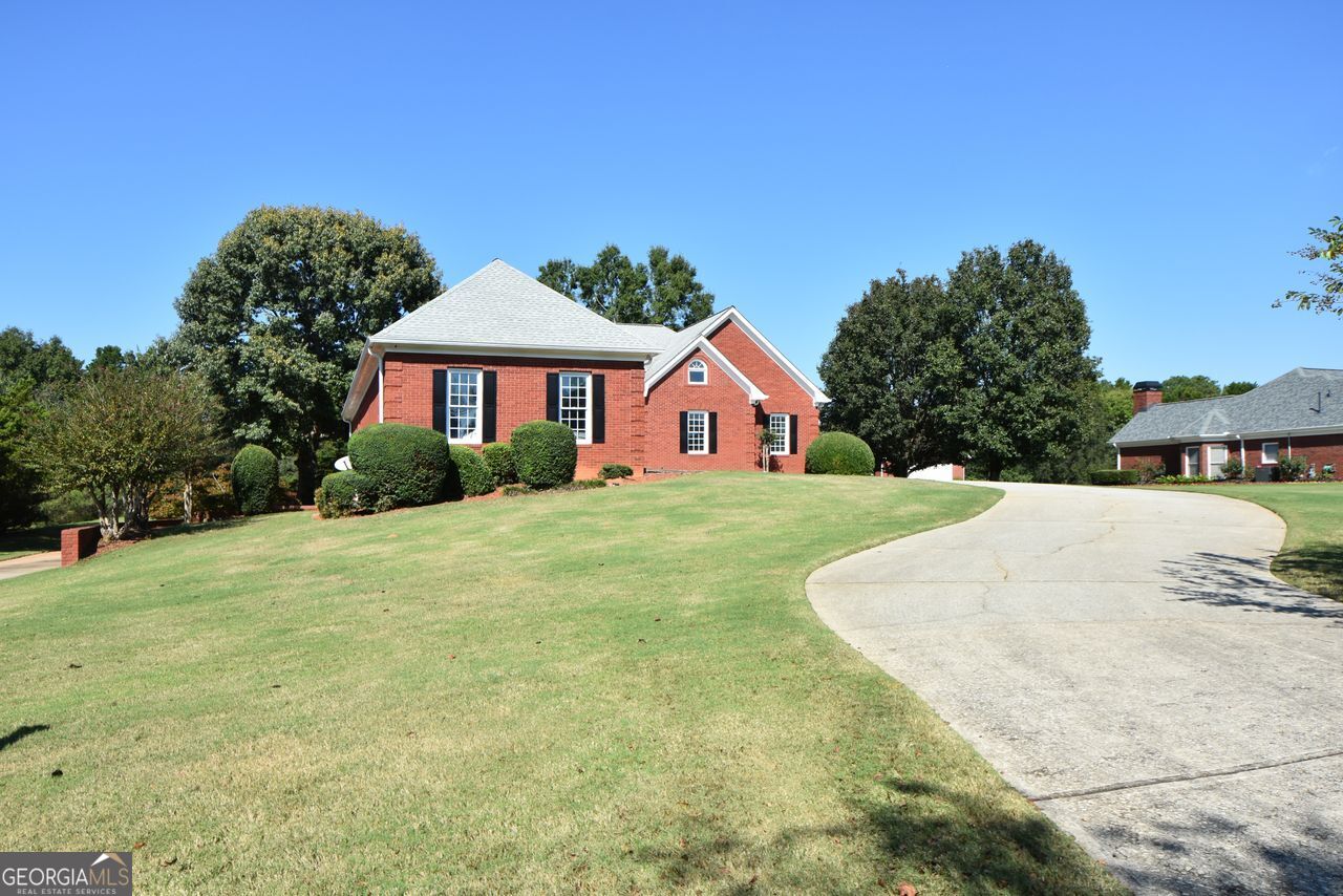 1209 Dover Place Se Property Photo 6