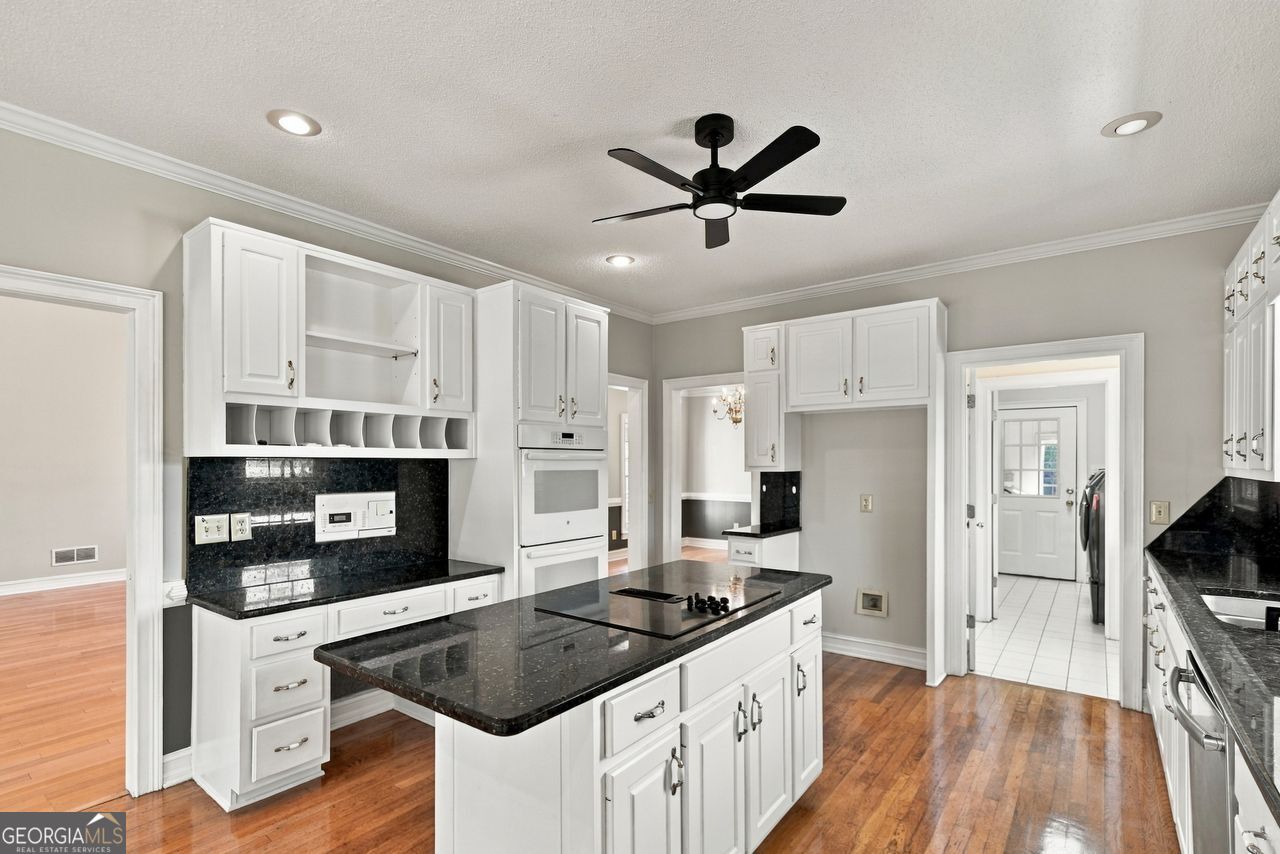 1209 Dover Place Se Property Photo 15