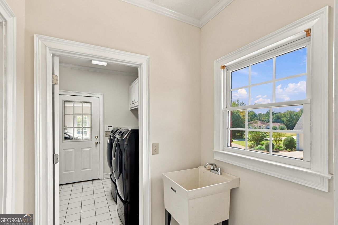1209 Dover Place Se Property Photo 17