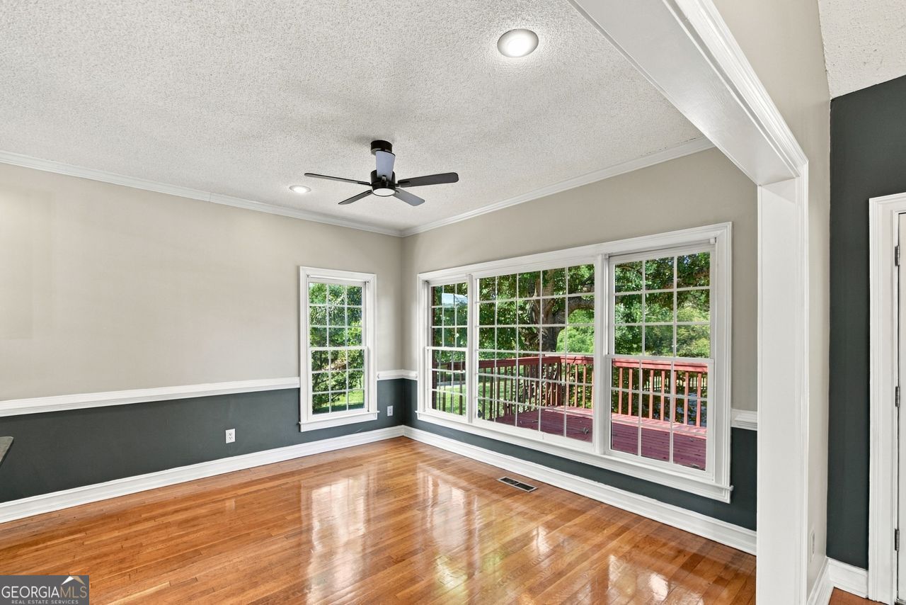 1209 Dover Place Se Property Photo 19