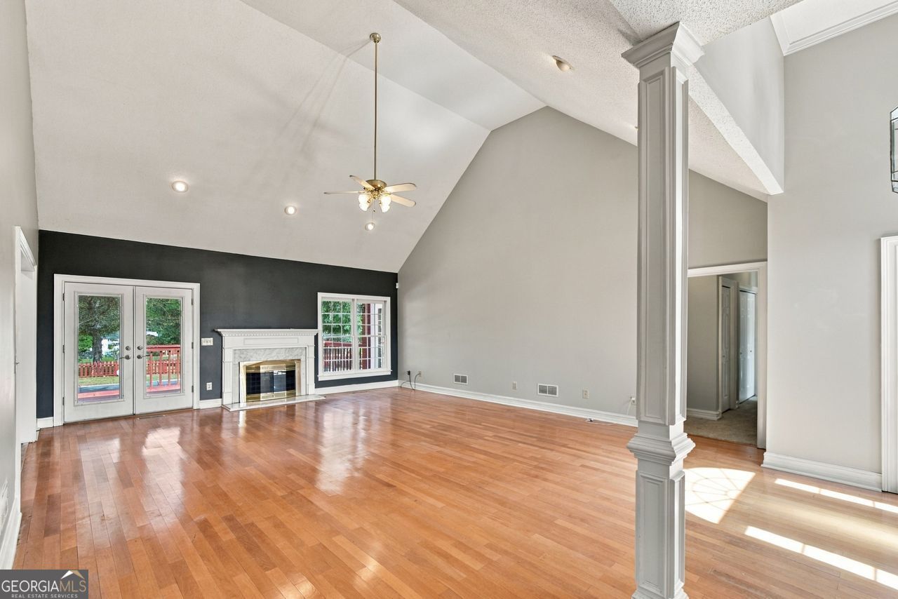 1209 Dover Place Se Property Photo 22
