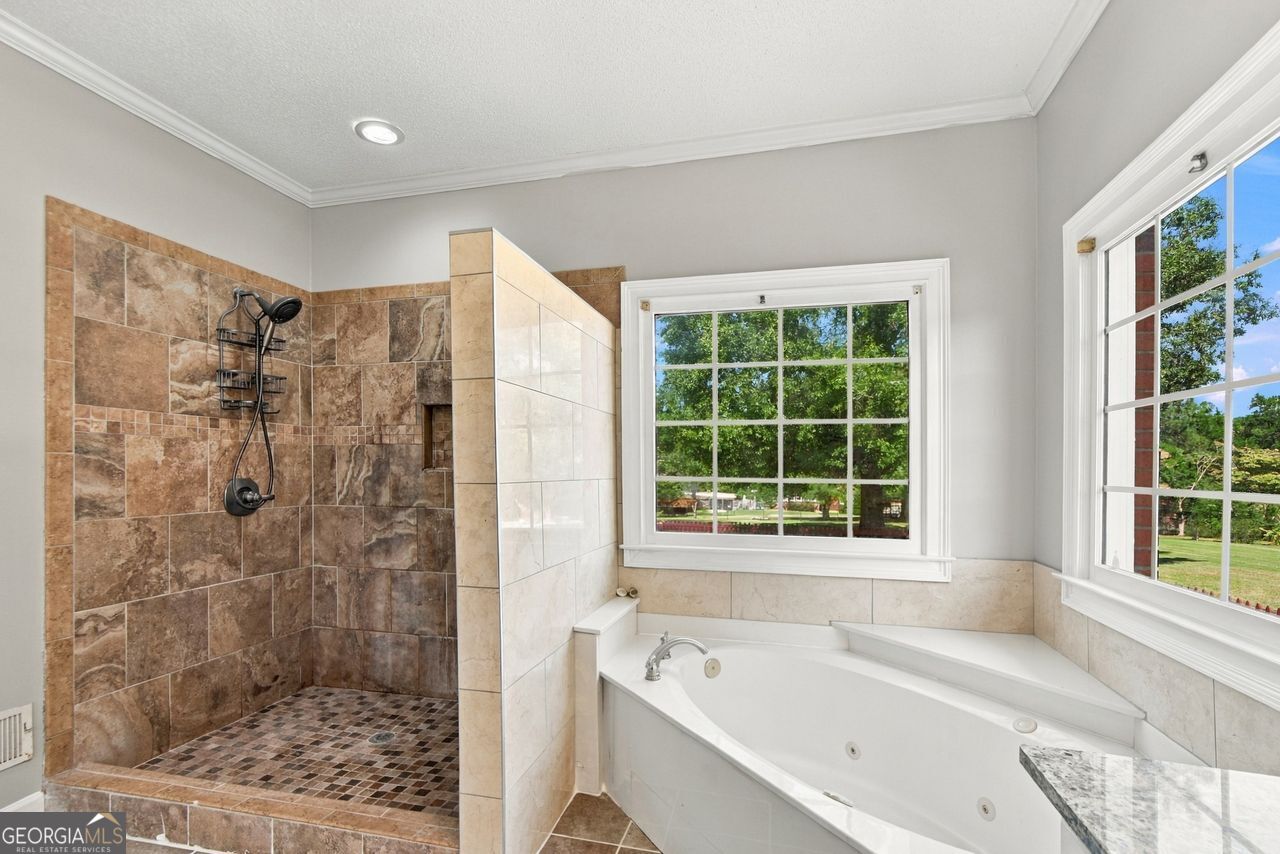 1209 Dover Place Se Property Photo 32