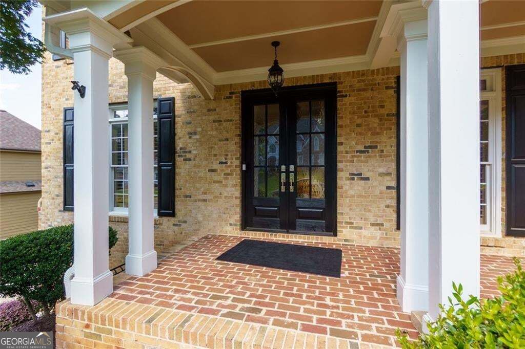 211 Cedar Woods Way Property Photo 2